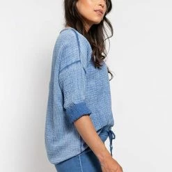 Quest Shoes & Clothing MADE IN ITALY Woven L/S Top 8256Q