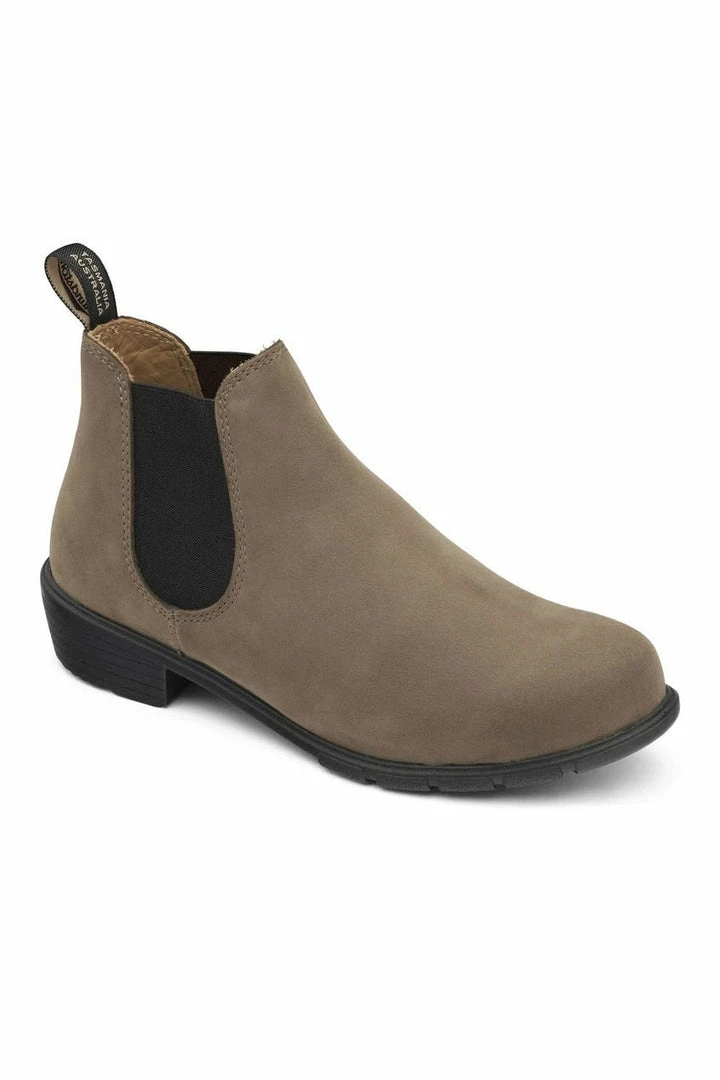 Quest Shoes & Clothing BLUNDSTONE 1974 Work/ Safety