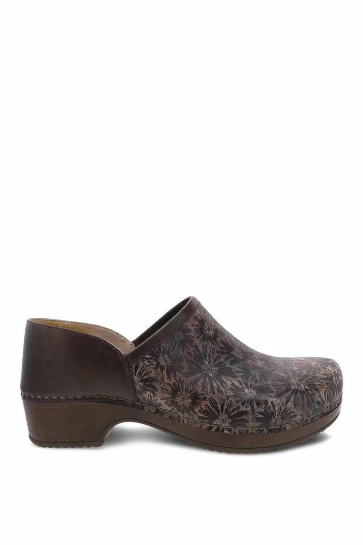 Quest Shoes & Clothing DANSKO Brenna