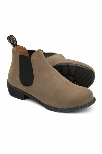 Quest Shoes & Clothing BLUNDSTONE 1974 Work/ Safety