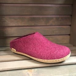 Quest Shoes & Clothing Sizes 11-12 GLERUPS Slip On LEATHER BOTTOM