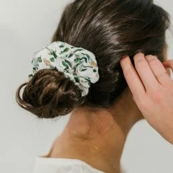 Quest Shoes & Clothing Hair Accessories SUPERCRUSH Regular Scrunchies