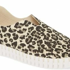 Quest Shoes & Clothing ILSE JACOBSEN 139 Tulip/Cut Outs