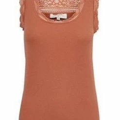 Quest Shoes & Clothing CREAM Vanessa Top