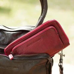 Quest Shoes & Clothing STICKS AND STONES California Wallet