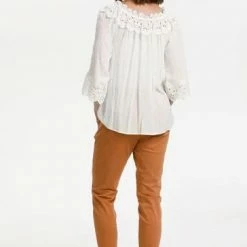 Quest Shoes & Clothing CREAM Bea Embroidery Anglaise Blouse Tops