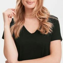 Quest Shoes & Clothing Tops CREAM Naia T-Shirt