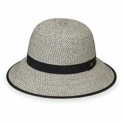 Quest Shoes & Clothing WALLAROO Darby