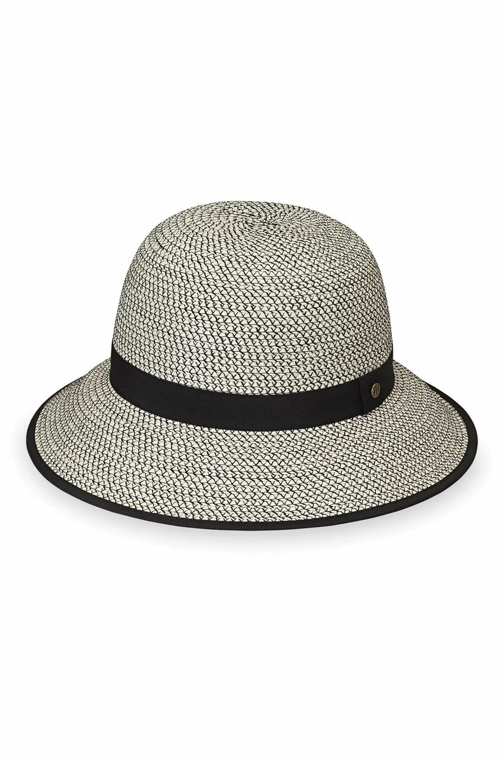 Quest Shoes & Clothing WALLAROO Darby