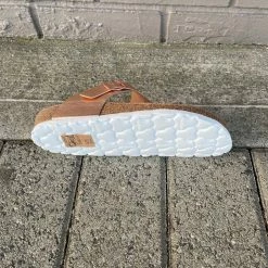 Quest Shoes & Clothing BIOTIME Brooke Sandals