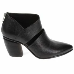 Quest Shoes & Clothing DJANGO AND JULIETTE Leela Heel Heels