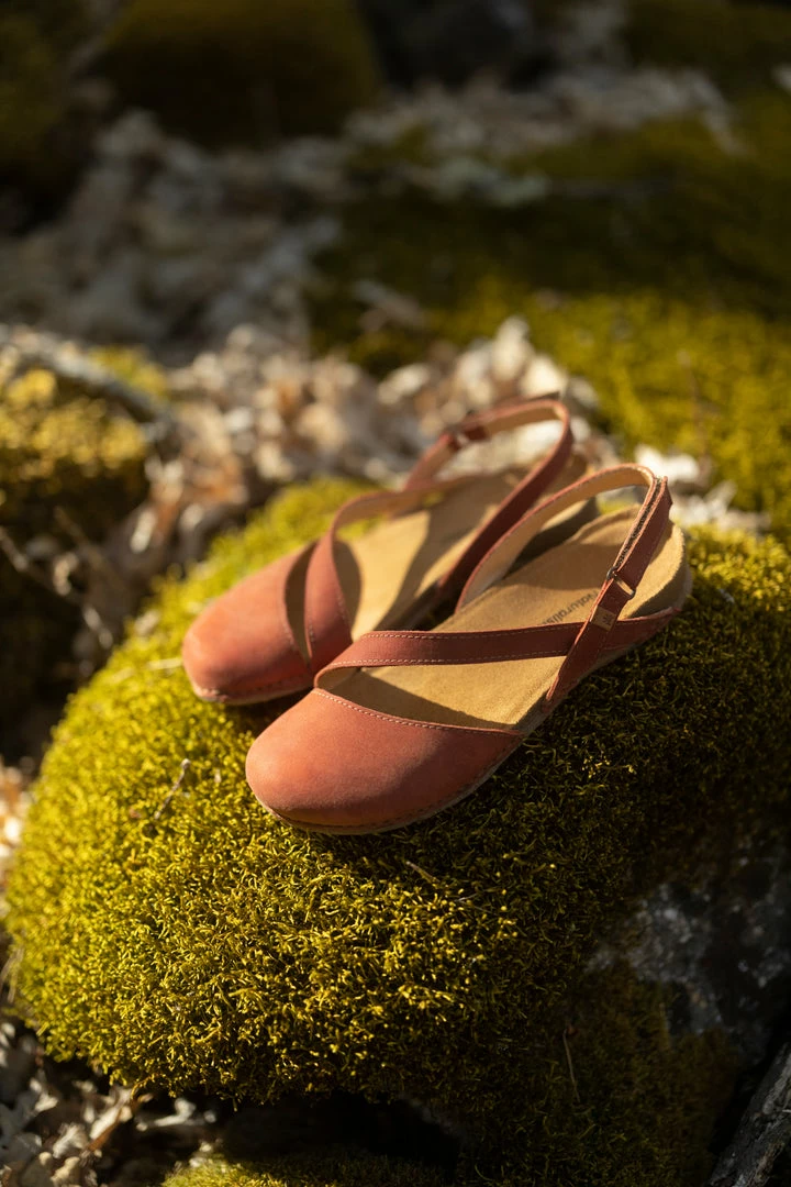 Quest Shoes & Clothing Sizes 11-12 EL NATURALISTA Panglao Pleasant N5813