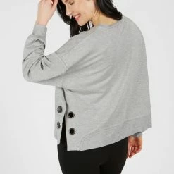 Quest Shoes & Clothing RENUAR Knit Top R7687