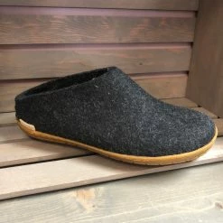 Quest Shoes & Clothing Sizes 11-12 GLERUPS Slip On RUBBER BOTTOM