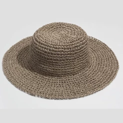 Quest Shoes & Clothing Hats ECHO The Packable Crochet Hat ET0074