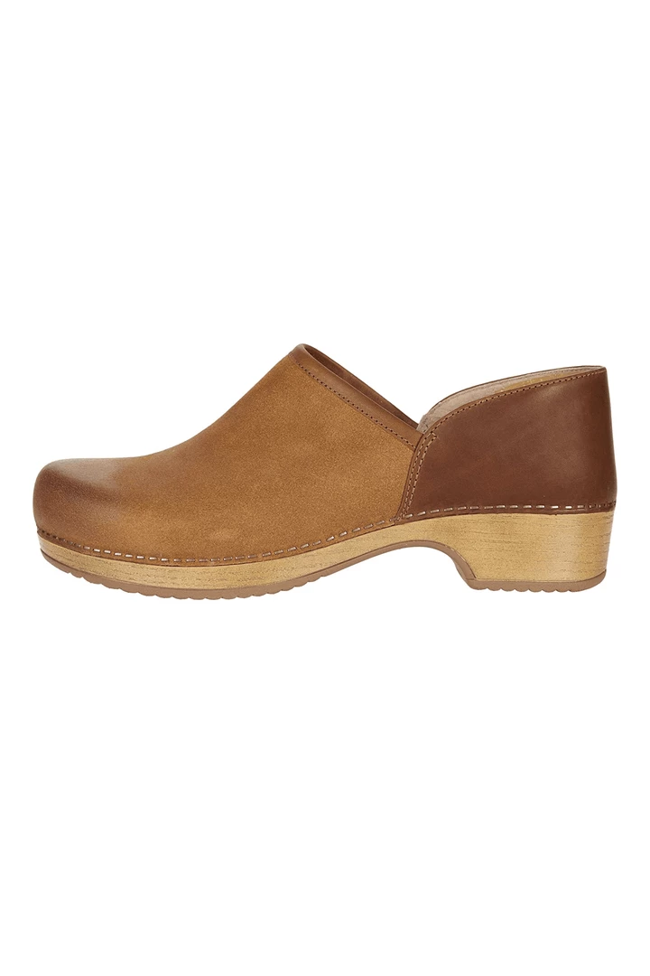 Quest Shoes & Clothing DANSKO Brenna