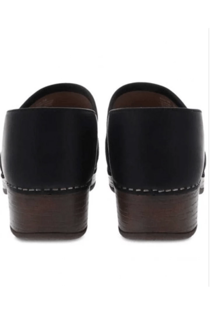 Quest Shoes & Clothing DANSKO Brenna