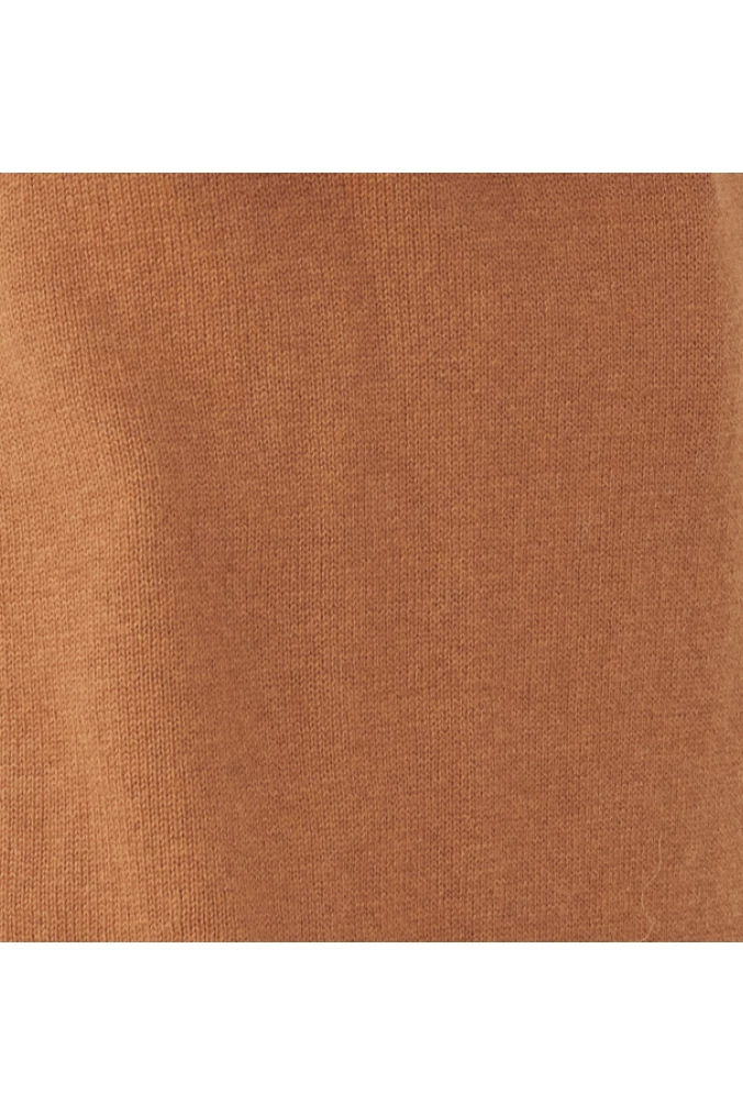 Quest Shoes & Clothing PART TWO Filukas Sweater