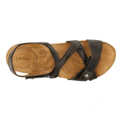 Quest Shoes & Clothing TAOS Universe