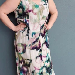 Quest Shoes & Clothing HABITAT Dress V-neck Mixed Panel 34380