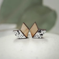 Quest Shoes & Clothing Jewelry UGLY BUNNY Savannah Chevron Stud Earrings