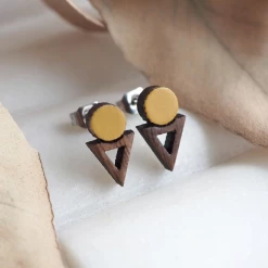 Quest Shoes & Clothing Jewelry UGLY BUNNY Lidy Stud Earrings