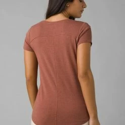 Quest Shoes & Clothing Tops PRANA Foundation Short Sleeve Vneck