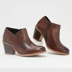 Quest Shoes & Clothing Sale Footwear EARTH Lina Austin Boot