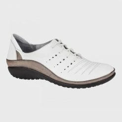 Quest Shoes & Clothing Sizes 11-12 NAOT Kumara