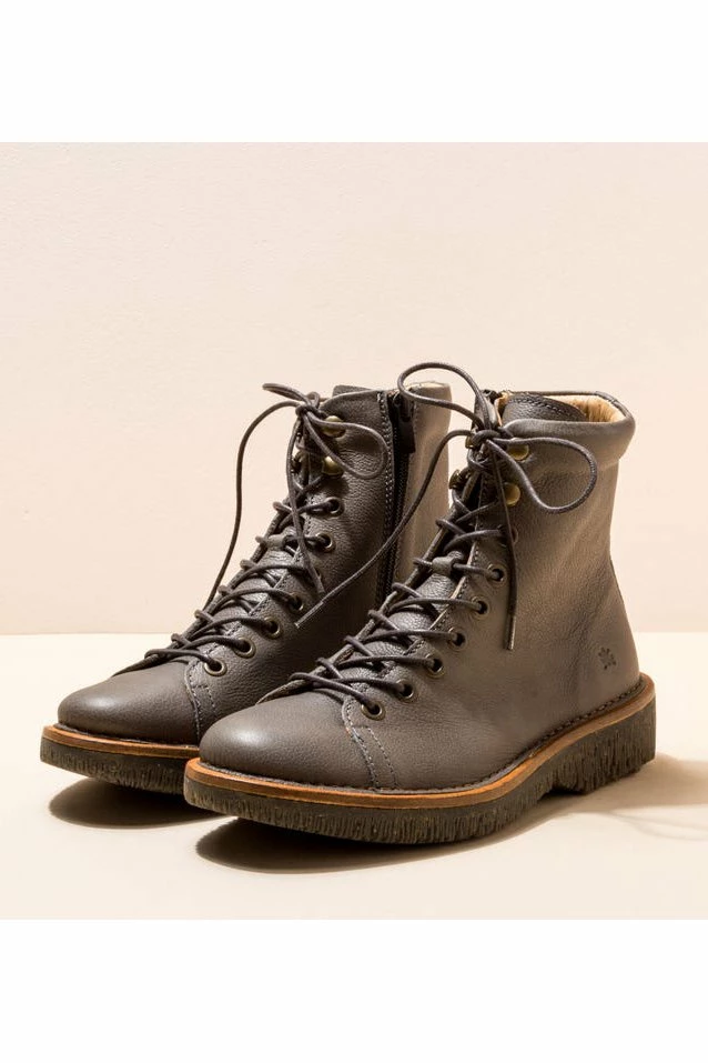 Quest Shoes & Clothing EL NATURALISTA Boot N5572